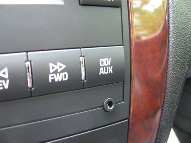 2010 Chevrolet Impala LT 4dr Sedan